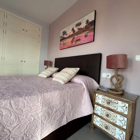 HondaMar Apartment with three sleepingrooms next to the beach