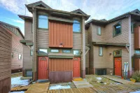 Gorgeous Remodeled 3-Bedroom home in charming downtown Frisco with Private Sauna