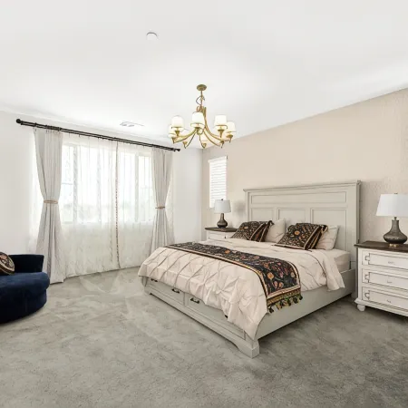 Airport/New/Clean/Large Space/King Bed/3 TVS