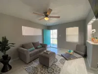 Little Blue Box - Bungalows