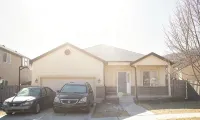 Modern 3-bedroom Guest Suite by Silicon Slopes