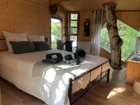 Charming tree house - Pools