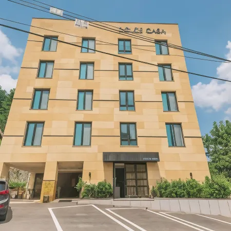 Namyangju Bukhangang Dolcecasa Hotel