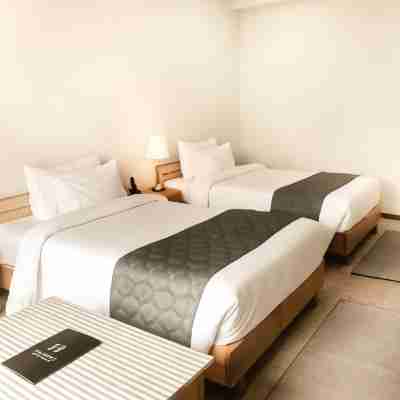 THE HIMBS HOTEL Rooms