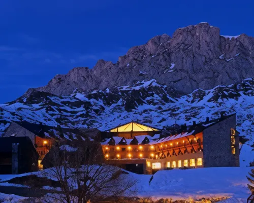 HG Alto Aragón Hotéis em Formigal