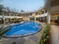 Ocean White Sands Resort & Spa - Beach