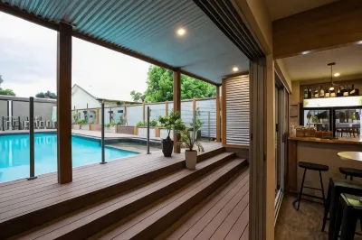 Heathcote Inn Hotels in 