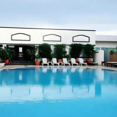 โรงแรมเอวาน่า กรุงเทพ แอนด์ คอนเวนชั่น เซ็นเตอร์ โรงแรมใกล้The TEAK Condo Bangna-Trad