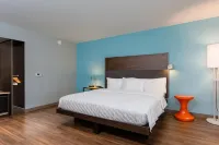 Tru by Hilton Ashland