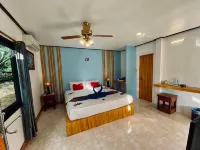 Koh Chang Cabana Resort with swiming pool & BEACH - B&Bs (Bed and breakfast)