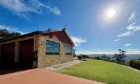 Zig ZAG Retreat - Perth Hills Home with Stunning Views and Infinity Pool - สระว่ายน้ำส่วนตัว