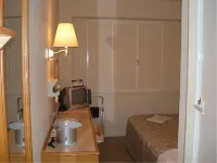 Good Inn Oita 泷尾站附近的飯店