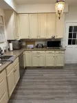 Accessible Historic 3-Bedroom, 2-Bathroom Bungalow with AC, WiFi in Southern IN