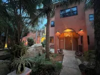 The Casita is a stunning villa in a tropical oasis in historic downtown DeLand. - 3-Star