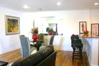 Elegant Executive Loft in Historical Downtown Littleton