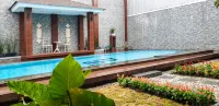 Kota Baru Parahyangan 27 House with Private Pool Near Ikea - 3-Star