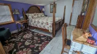 Cabin in Ouachita mountains with hot tub and great views! - Chalets
