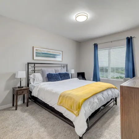 Plush 2Br Cal King Suite Close to Everything