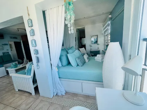 Romantic Studio Apartment with Amazing View - 3-Star