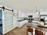 3-bedroom bungalow with pool and hot tub - Boutique