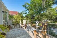 SERENITY SHORES Private Luxury 5-Level Tropical Oasis, Pool, Steps to Beach - Wifi