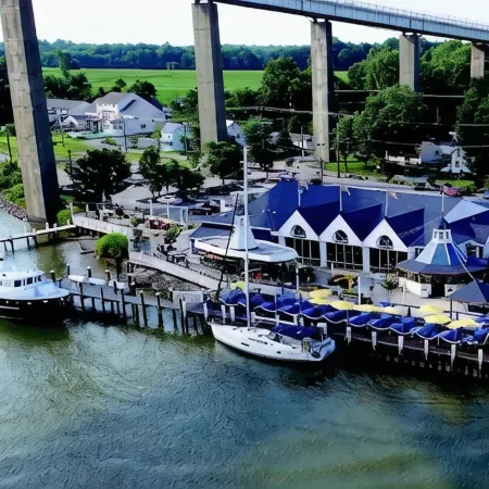 Historic Chesapeake City Stay