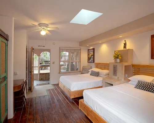 Les Artistes Inn Hotels in Del Mar