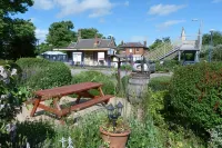 Railway Inn - parking