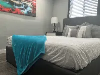 Red Door Bungalow Bisbee / Mountain Views Stay - 4-Star