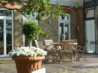 Historic, beautiful holiday home, right on the Kiel Canal - Balcony
