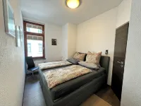 Ferienwohnung Stefanie, Zentrumsnah Wohnen, Bestens Ausgestattete Ferienwohnung - balcony