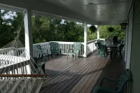 Handicap Friendly Pets Allowed Beach House - Ocean Across the Street with Elevator! - 3-نجوم
