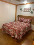 Hummingbird Cabin, located down Riverroad close to local shops and restaurants! - 3 stjerner