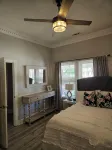 Cozy Southern Home that is close to amenities - Wi-Fi