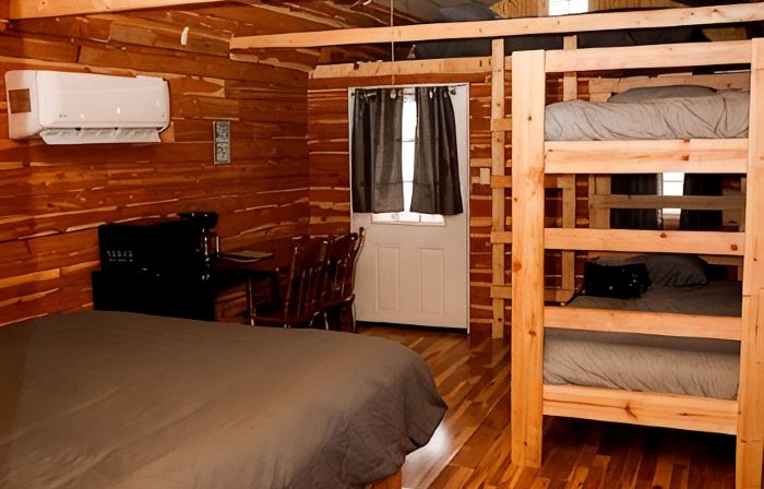 Affordable Cozy Cedar Cabin Overlooking the River