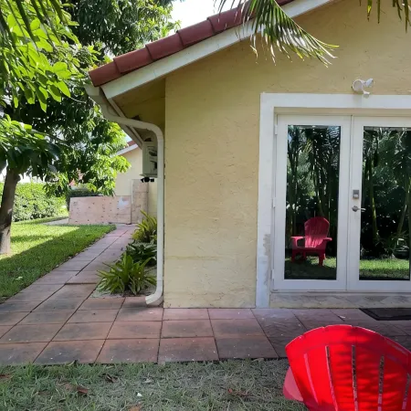 Studio in the heart of Wellington, 3 miles from the Polo Club and WEF