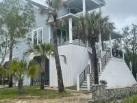 The Marshpad, surrounded by nature, mins to beach in gated community - Homestays