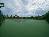 SANDY TUNDRA TOWNHOUSE, WATER-VIEWS, BOAT SLIP, PRIVATE BEACH, CLUB ACCESS Hotels in Captiva