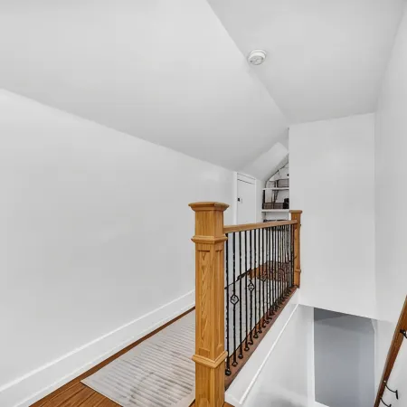 Newly renovated Cozy home with chef kitchen, pretty much fully stocked