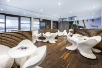 Brooklands Hotel Surrey - Spa