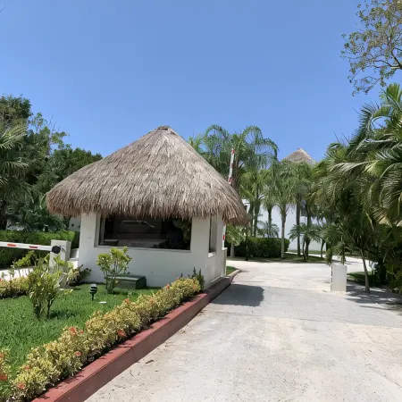 Cozumel Beach Front Condo on San Francisco Beach @ Residencias Reef