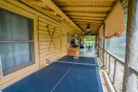 Log Cabin | Guadalupe River | Kayaks | Ping Pong - Hytter