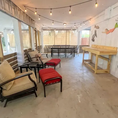 Island In This Dream: Family & Dog Friendly Home on Oak Island!