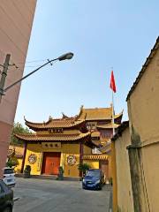 Longyin Temple