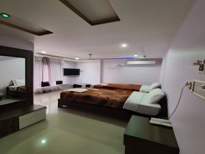 Kaziranga Guest House