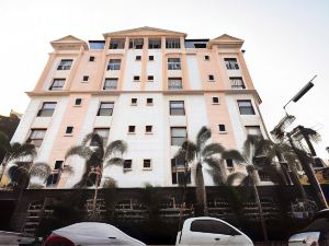 Hotel Ivory Inn Kolkata