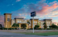 La Quinta Inn & Suites by Wyndham Jourdanton - Pleasanton Hotels in Atascosa County