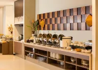 Hotel Santika Bengkulu - فطور