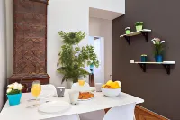 Loox Serviced Apartments Hatzova Các khách sạn ở 