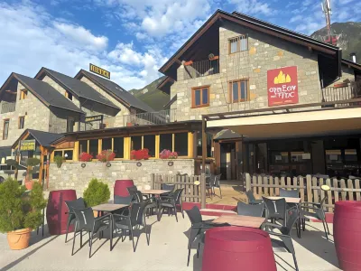 San Anton Benasque Hôtels à proximité de : Bar Rabason